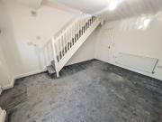 Terraced House to rent on