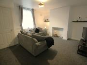 Terraced House to rent on