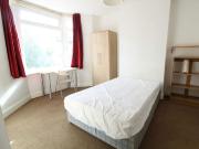 Terraced House to rent on