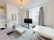 Terraced House to rent on