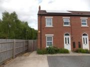 Terraced House to rent on