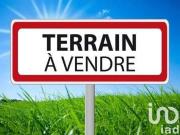 Terrain 700 m²