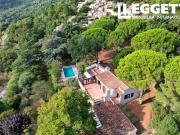 Terrain constructible et viabilisé, formant le lot 11,...