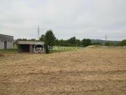 Terrain viabilisé, avec abri, idéal pour un projet de...