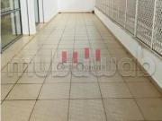 Terrasse dernier etage meuble