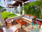 Terraza con salida y acceso a jardín y albercas