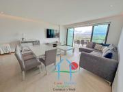 Terraza con vista a los jardines y albercas