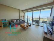 Terraza con vista parcial al mar