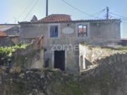 Terreno 350m2 com projeto aprovado para três moradias