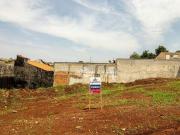 Terreno à venda, 200 m² por R$ 135.000,00 Jardim Neman...