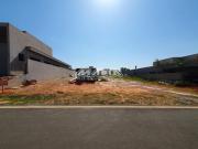 terreno à venda em Condomínio Ypê Dourado