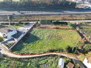 Terreno à venda em Guimarães