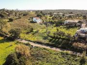 Terreno à venda em Săo Lourenço do Palmeiral