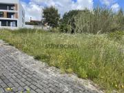 Terreno à Venda Moinhos da Barosa, Leiria Localização:...