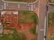 Terreno à venda no bairro Jardim Vila São Domingos...
