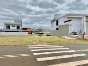 Terreno a venda no condomínio Villa Bela Vista,...