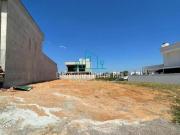 Terreno à venda no Condomínio Villa Sapezal em...