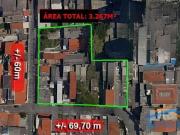 Terreno c/ 3.267m² p/ Prédio Residencial ou Comercial no...