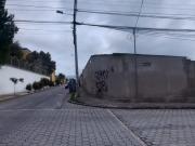 TERRENO CALDERON 2650 M2 CON 2 AREAS CONSTRUIDAS