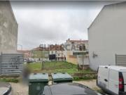 Terreno com 306m2 na Venteira, Amadora