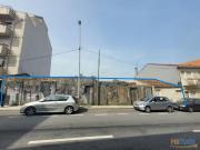 Terreno com 715m2 localizado a 300 metros da Estação de...