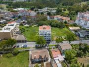 Terreno com capacidade construtiva no centro de São João...