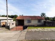 TERRENO COM MORADIA NO PINHEIRINHO