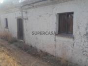 Terreno com Moradia para reabilitar com possibilidade de...
