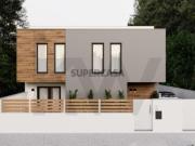 Terreno com Projecto aprovado para moradia T4 mais...