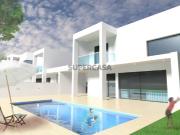 Terreno com projeto Aprovado | 2 Moradias