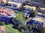 Terreno com projeto aprovado para construção de duas...