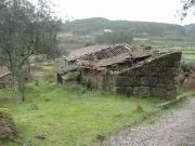 Terreno com Ruinas para Reconstrução Em Covas