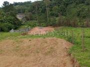 Terreno com três platôs, poço caipira e energia cetril!