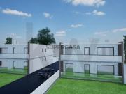 Terreno com viabilidade de construção para 4 prédios