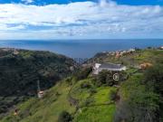 Terreno com Vista Mar em Zona Privilegiada Calheta