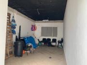 Terreno comercial, construido originalmente para escuela