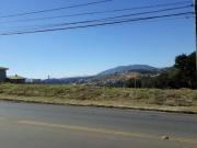 Terreno comercial de 300m2 à venda, de frente para...