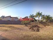 TERRENO COMERCIAL DE 736m PRÓXIMO AO CONDOMÍNIO ALTO DO...