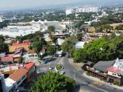 Terreno Comercial en Av. R?o Mayo ? Vista Hermosa