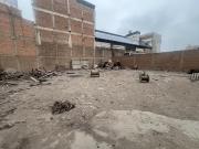 Terreno Comercial En Ubicaciòn Privilegiada Urb. Santa...