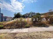 Terreno comercial en Zona Esmeralda