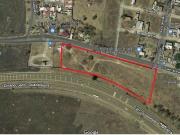 TERRENO COMERCIAL Y DE SERVICIOS EN VENTA SOBRE LA...