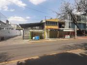 Terreno como estacionamiento y Locales comerciales