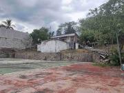 Terreno con 120 mts de construcción