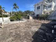 Terreno con Construcción en Fracc. Las Playas, Acapulco