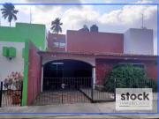 Terreno con construcción para Inversión