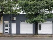 Terreno con dos locales y casa interna