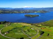 Terreno con vista al volcán y lago Panguipulli