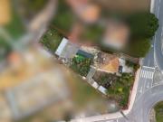 Terreno de 1250m2 com Moradia para recuperar 8 Quartos