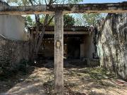 Terreno de 371 m2 con construcción en venta en el Barrio...